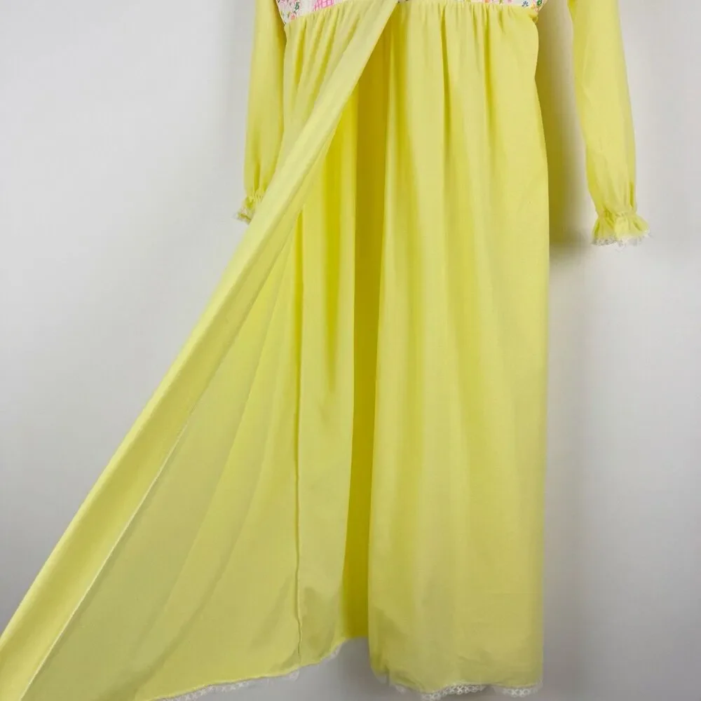 VTG Her Majesty Pajama Nightgown Girls 8 Flannel Lace Trim Yellow Quilted USA